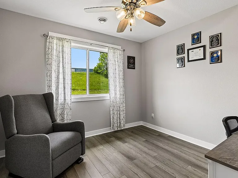720 Deer Trl — Photo 10