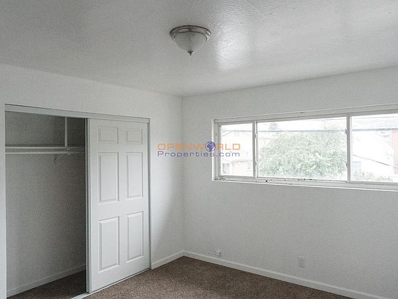 5th image of 2678 79th Ave #B