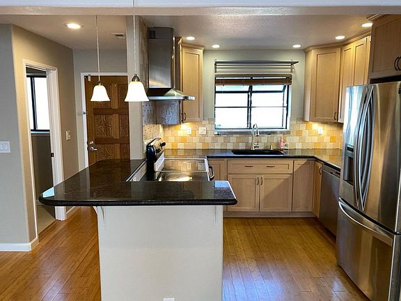 4th image of 970 Bellomo Ave APT B