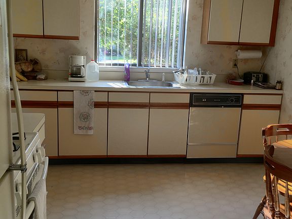 4th image of 54 Sparrow Cir #S054