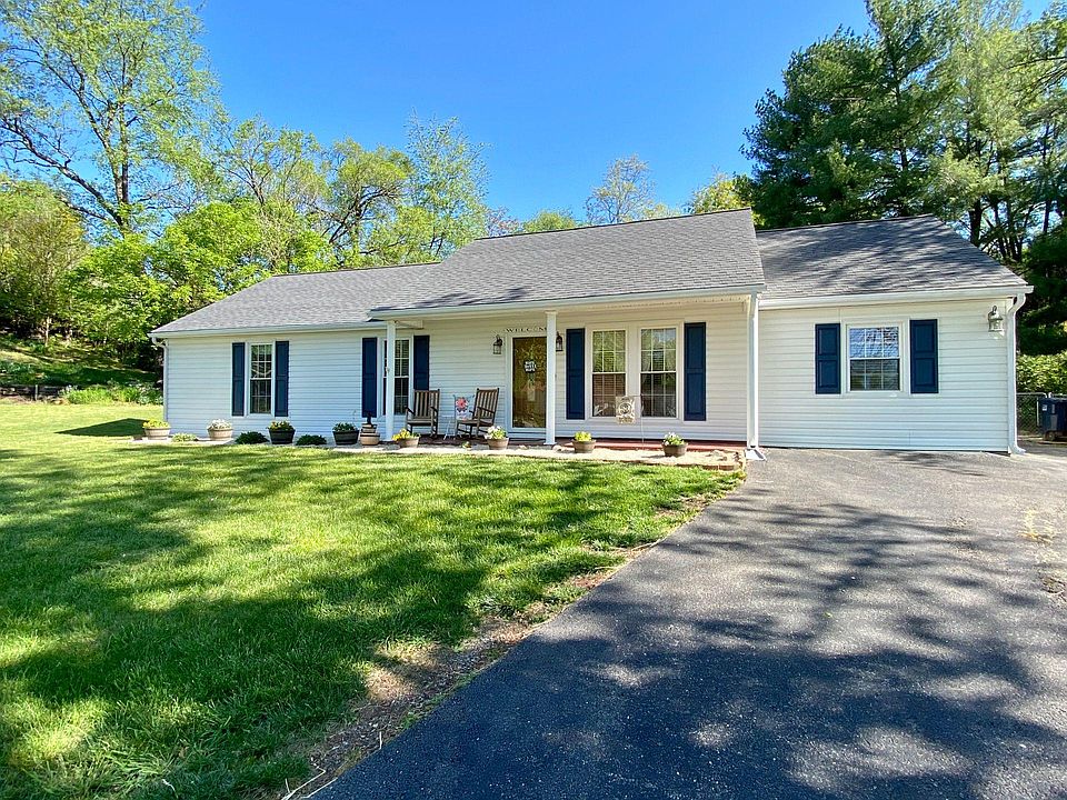 1st image of 4765 Ichabod Cir NE