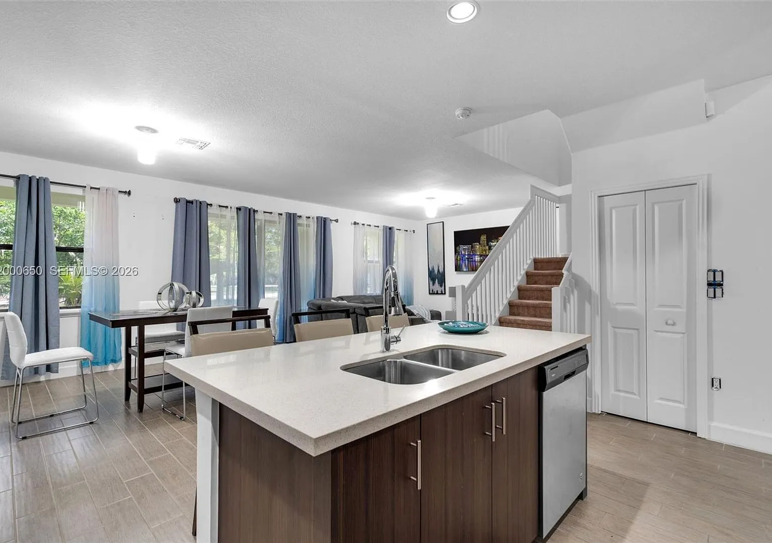 5113 Nw 52nd St #5113 Tamarac, Fl 33319 — Photo 3