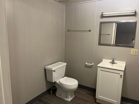 5th image of 103 E Washington St #A