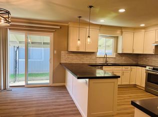 9301 Mazatlan Way, Elk Grove, CA 95624