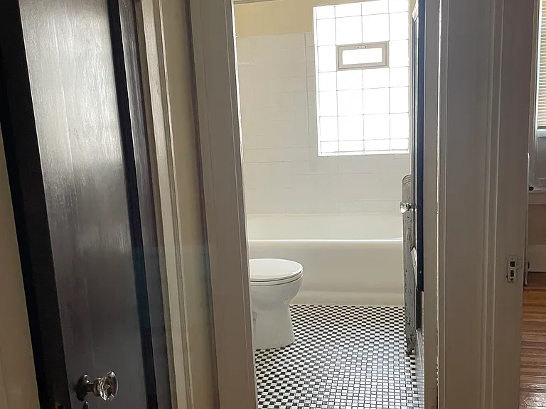 2101 Lennox Rd #3 — Photo 5
