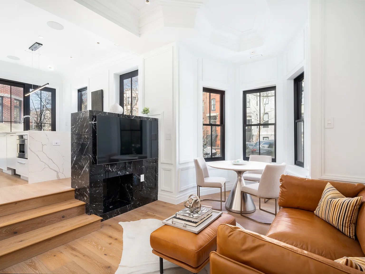 2 bed, 1210 sqft, $6,500 — Photo 4
