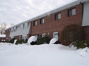 2nd image of 38 Oakridge Dr