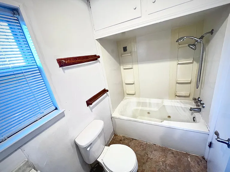 2913 Sheridan Dr — Photo 11
