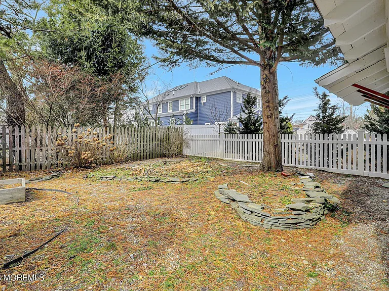603 Laurel Ave — Photo 63