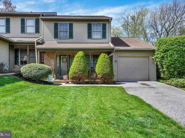 117 Oak Ridge Ln #117, Dallastown, PA 17313
