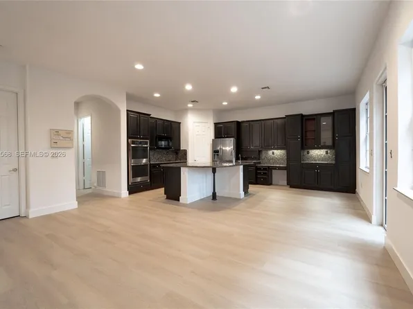 11213 NW 71st Ter #11213, Miami, FL 33178