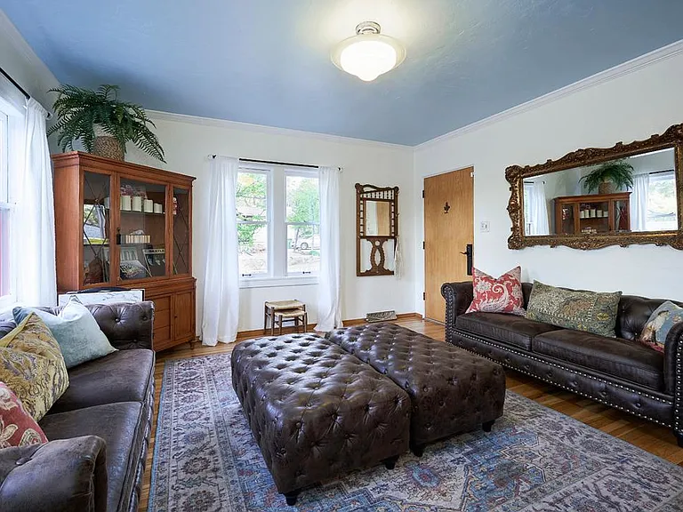 610 Glenwood Ave — Photo 9
