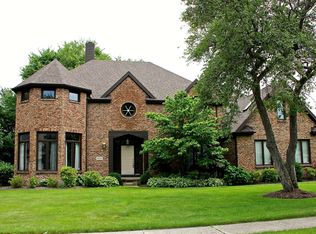 8839 Orchard Lake Rd, Holland, OH 43528