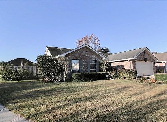 2nd image of 68 Oakley Dr