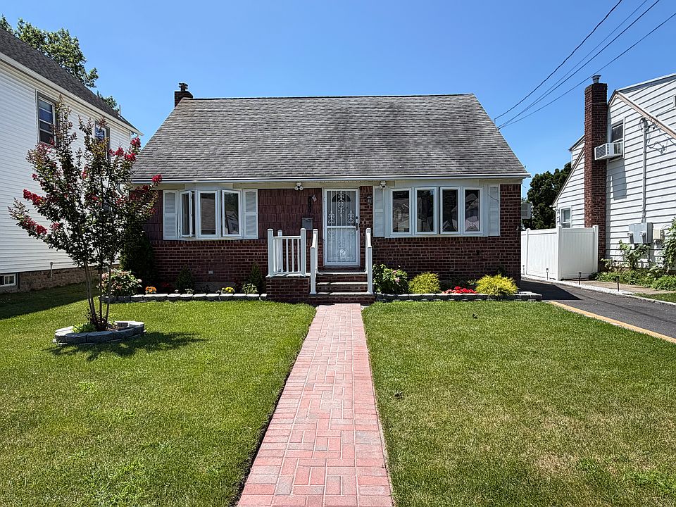 1st image of 417 Burkhard Ave