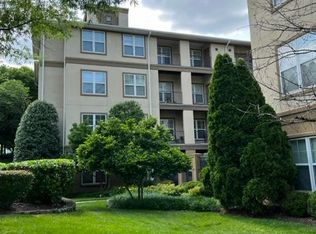 11800 Old Georgetown Rd APT 1106, North Bethesda, MD 20852