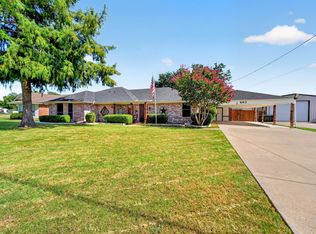 403 Sunset Dr, Crandall, TX 75114
