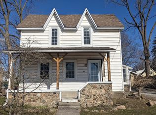 14 Grove St E, Barrie, ON