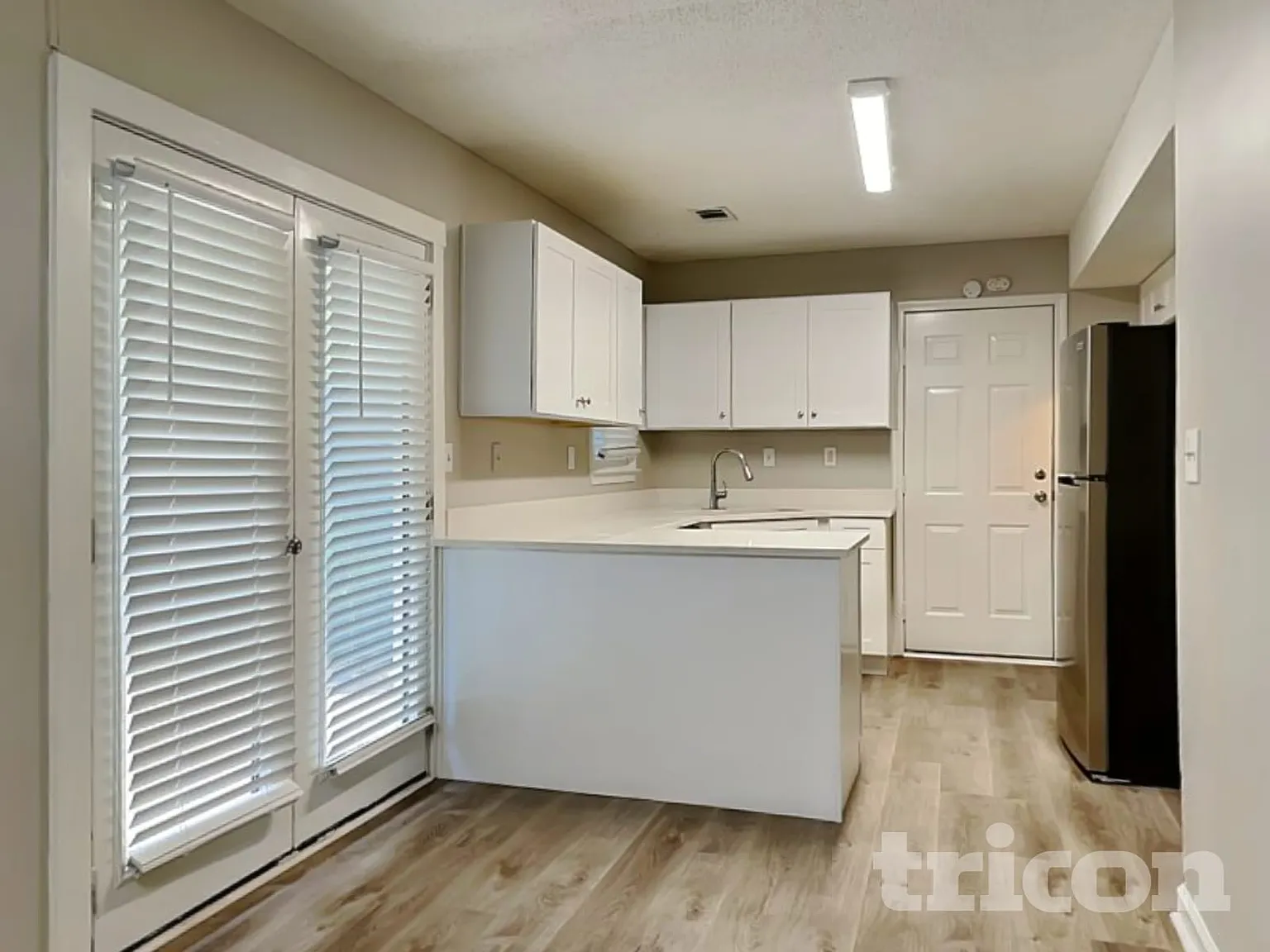 39 Pine Grove Circle Newnan GA — Photo 4