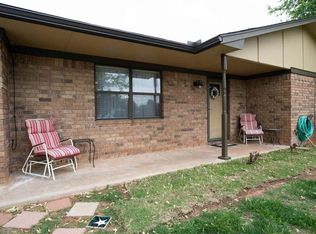 301 Crestview Dr, Elgin, OK 73538