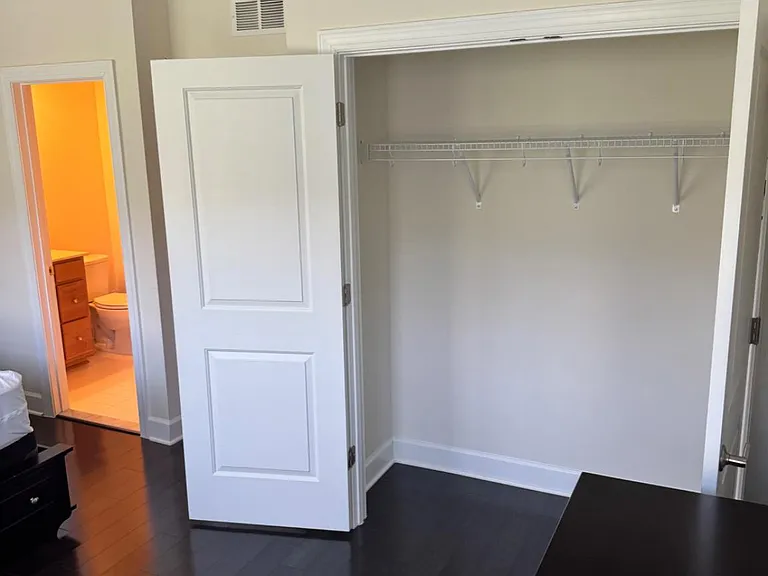 4610 Woodberry St — Photo 34