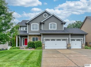9228 Granville Pkwy, La Vista, NE 68128