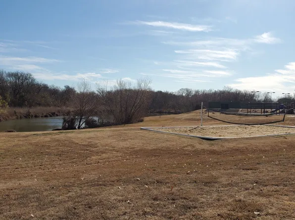 1621 Colonial Dr, Royse City, TX 75189