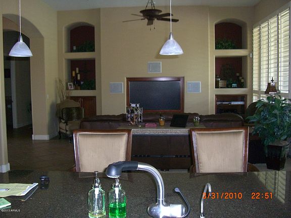 5th image of 1614 W Yellowstone Way