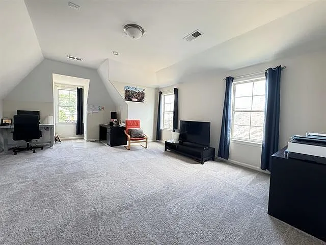 4726 Emmas Cir E — Photo 8