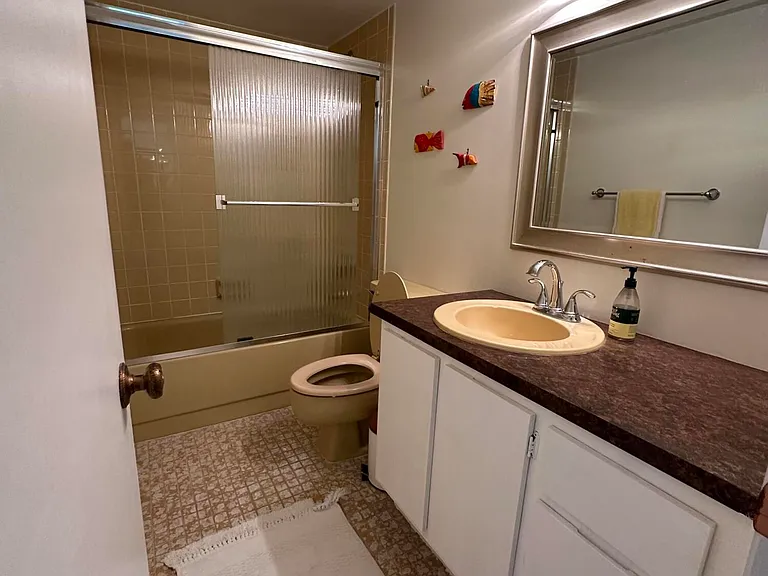 141 SE 3rd Ave #203 — Photo 25