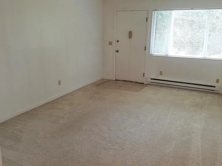 2221 Yale Ave E #1 — Photo 5