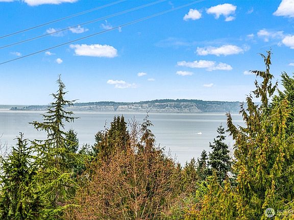 5th image of 7416 176th Street SW