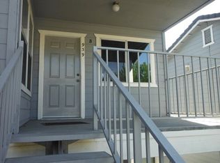 939 N Mitchell Ave APT B, Turlock, CA 95380