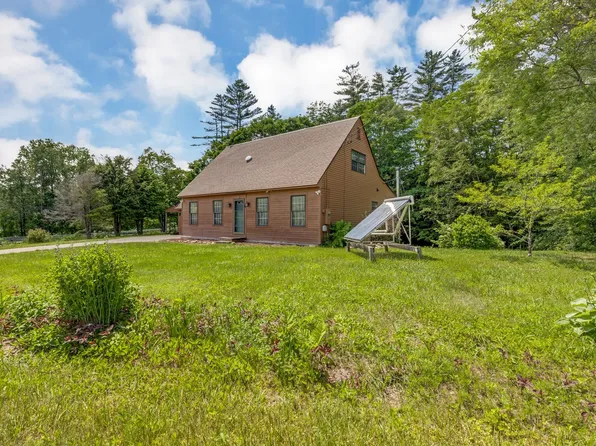 17 Bixby Road, Ludlow, VT 05149