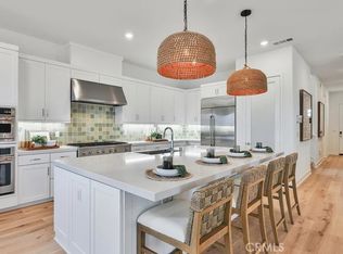 24358 Corte Parillada, Santa Clarita, CA 91354