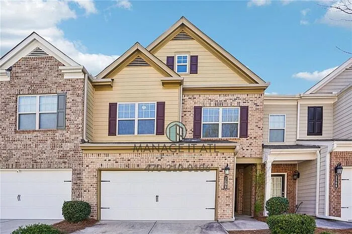 2558 Village Park Bnd — Photo 1