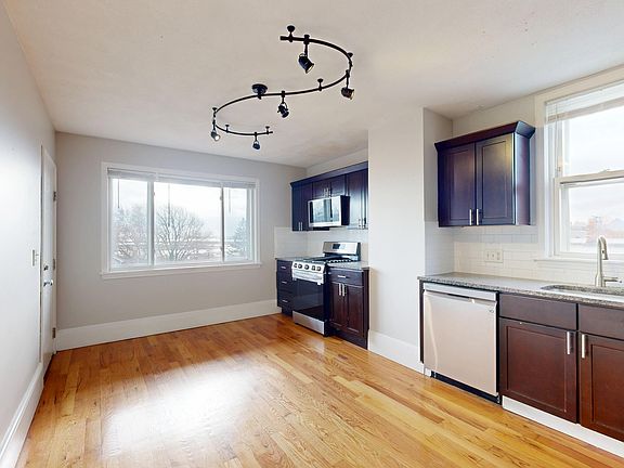 5th image of 69 Homer St