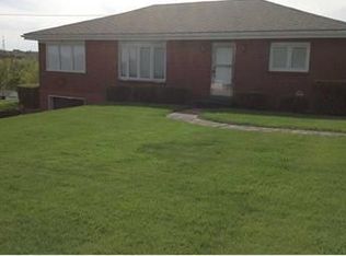 400 Payne Hill Rd, Clairton, PA 15025