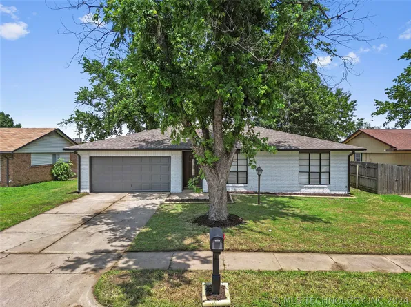 12637 E 31st Pl, Tulsa, OK 74146