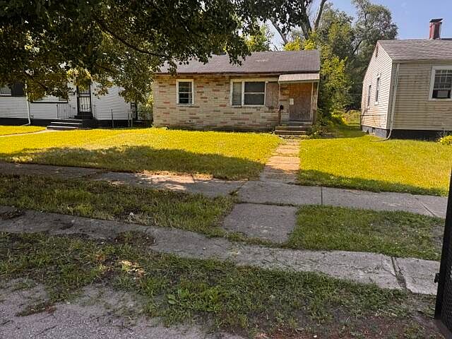 1st image of 1027 E 35th Pl
