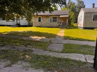 1027 E 35th Pl, Gary, IN 46409