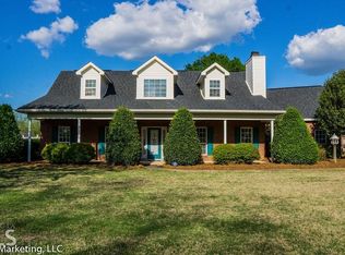 216 Scotsburg Dr, Warner Robins, GA 31088