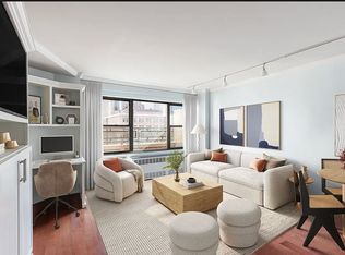 210 E 36th St #1-unit PHC, New York, NY 10016