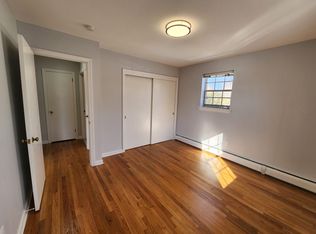 9-36 Old Pepperidge Ln #9-14, Wethersfield, CT 06109