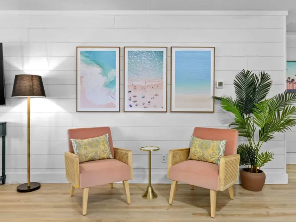 12263 90th Ave #Id1049976p, Seminole, FL 33772