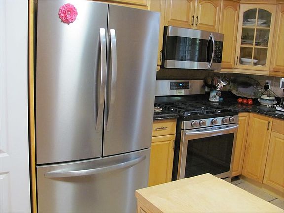 5th image of 3310 Harrison Ave #1