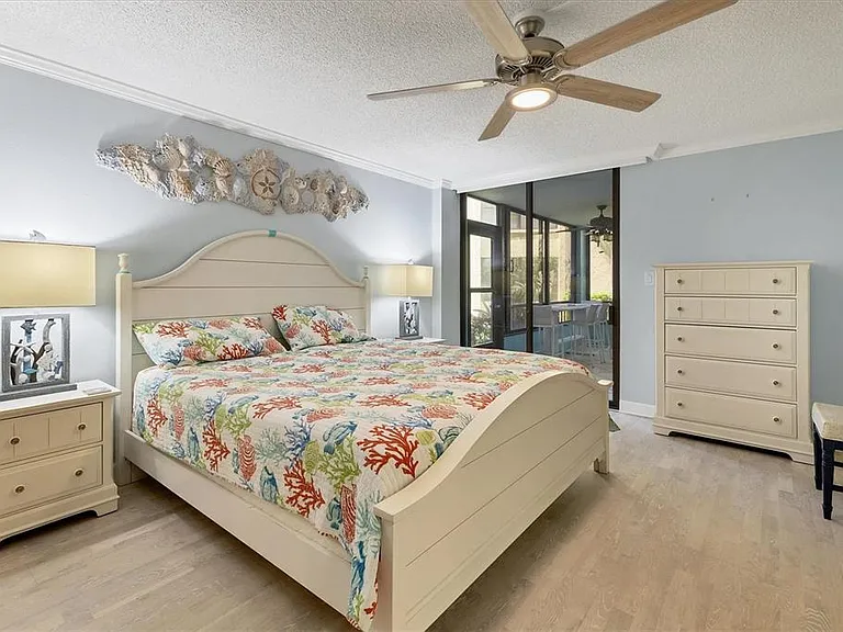 8776 Midnight Pass Rd #C107 — Photo 16