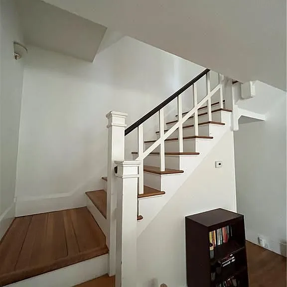 19 Pell St — Photo 7