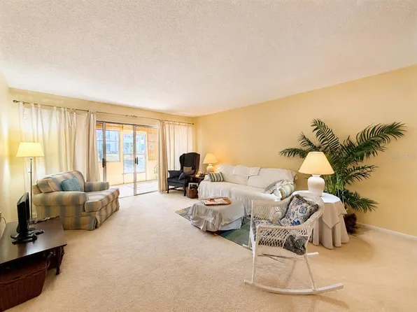 2437 Harbor Blvd APT 102, Port Charlotte, FL 33952
