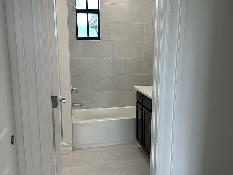 7502 Rockefeller Dr — Photo 19
